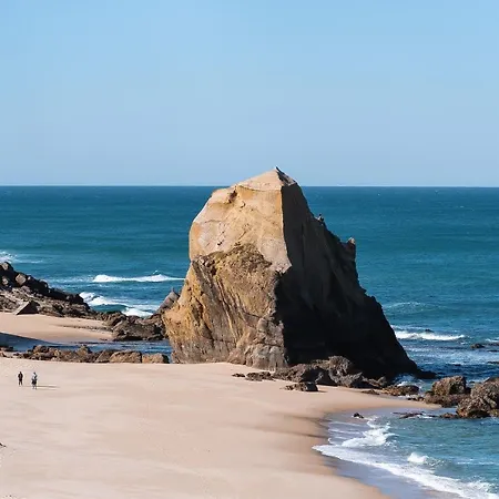 Casa de Férias Penafirme - *