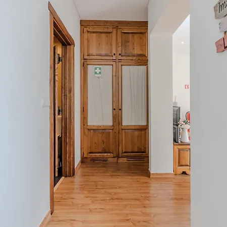 Casa de Férias Penafirme - *