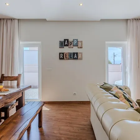 Penafirme - בית נופש